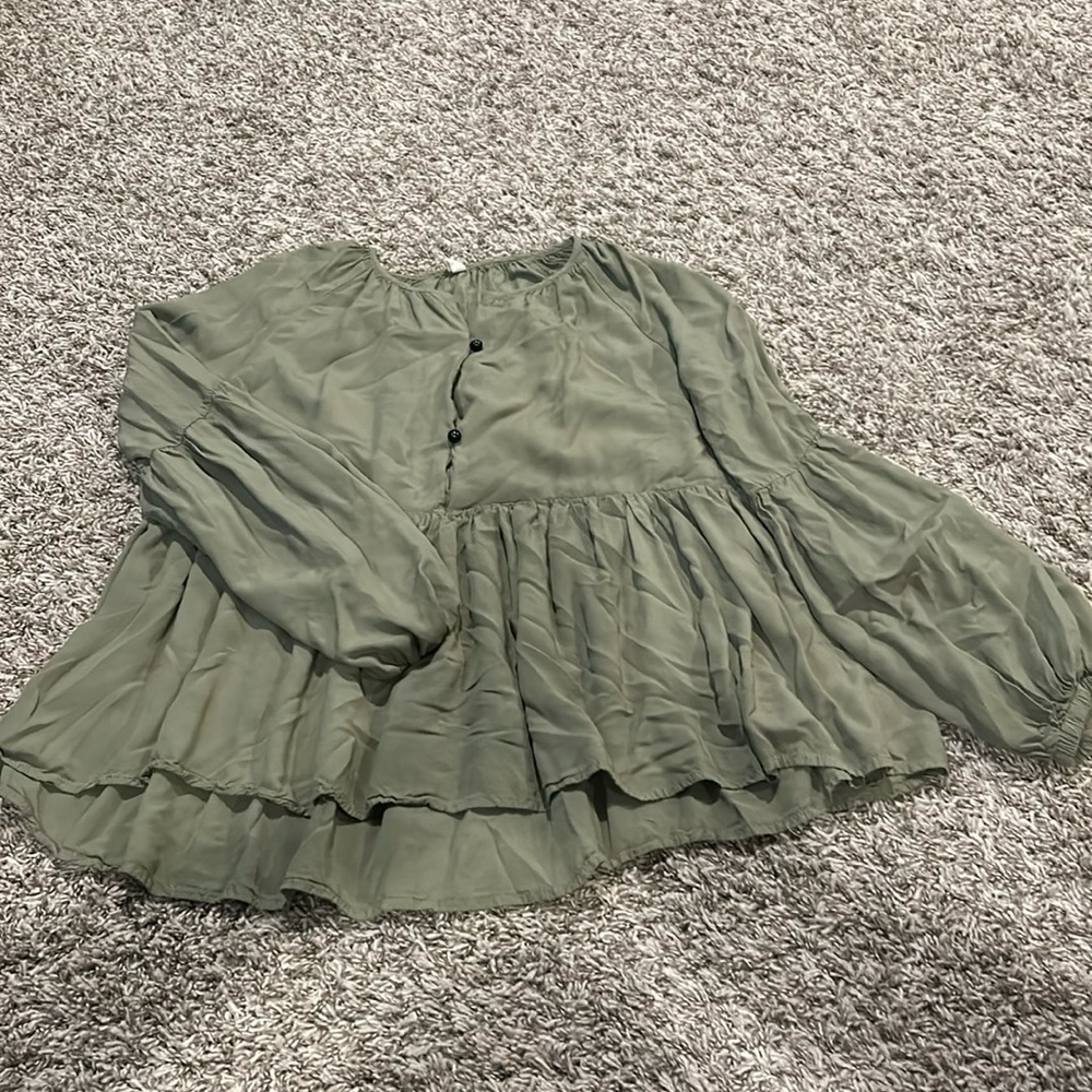 Pink Blush Top | Olive Green | Bump Friendly